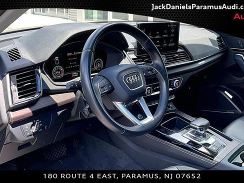 Used 2023 Audi Q5 2.0T Premium Plus w/ Premium Plus Package AWD/4WD image 11