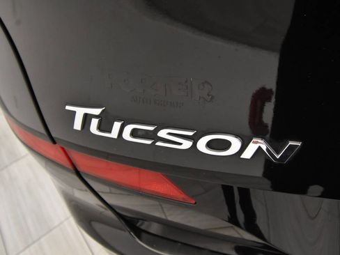 Used 2020 Hyundai Tucson Value w/ Cargo Package image 29