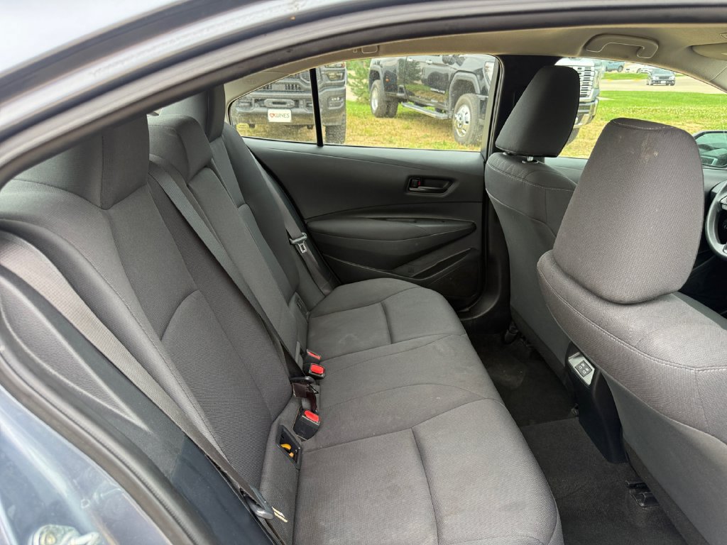 Used 2024 Toyota Corolla LE FWD image 38