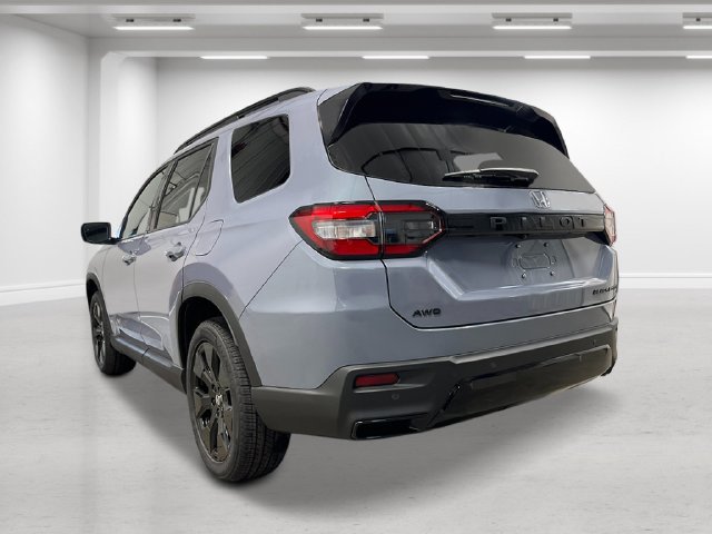 New 2026 Honda Pilot Black Edition image 5