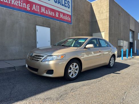 Used 2011 Toyota Camry LE w/ LE Extra-Value Pkg FWD image 6