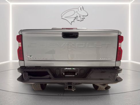 Used 2024 Chevrolet Silverado 2500 Custom w/ Custom Value Package AWD/4WD image 5