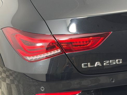 Used 2023 Mercedes-Benz CLA 250 image 25