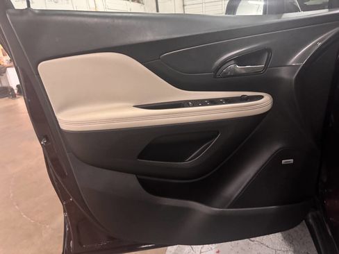 Used 2017 Buick Encore Premium w/ Experience Buick Package image 19