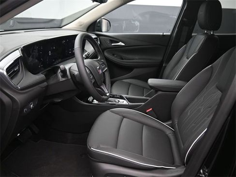 New 2026 Buick Encore GX Avenir image 10