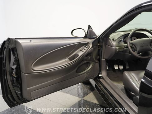 Used 2003 Ford Mustang GT RWD image 34