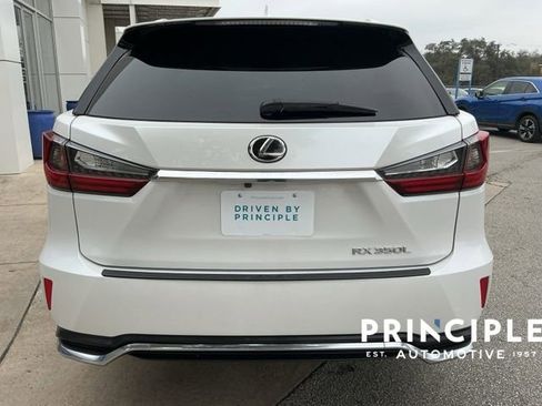 Used 2018 Lexus RX 350L FWD w/ Accessory Package image 9