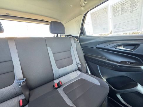 Used 2025 Chevrolet TrailBlazer LT w/ Driver Confidence Package image 35