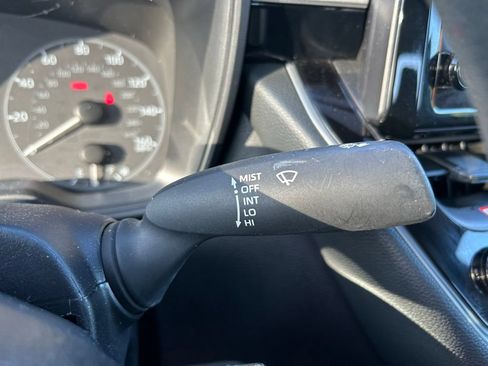 Used 2025 Toyota Corolla LE FWD image 24