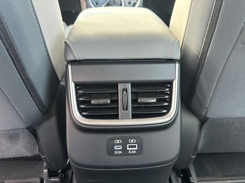 Used 2025 Subaru Legacy Premium image 22