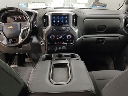 Used 2022 Chevrolet Silverado 1500 LT image 18