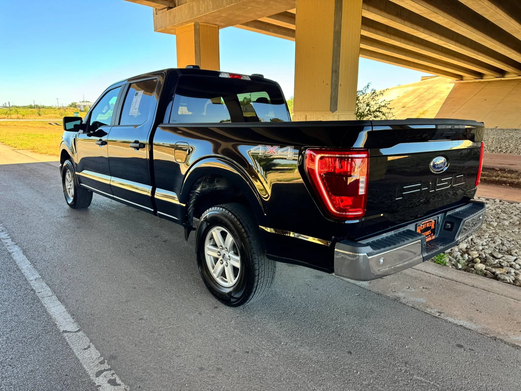 Used 2022 Ford F150 XLT AWD/4WD image 5