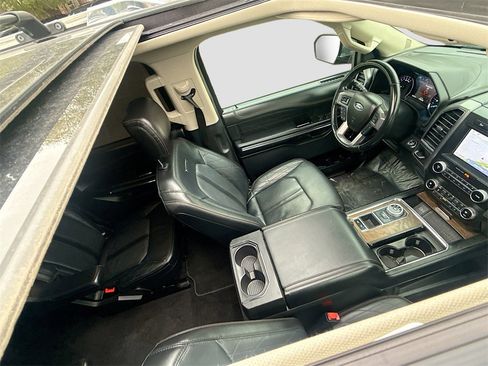 Used 2021 Ford Expedition Max Platinum image 23