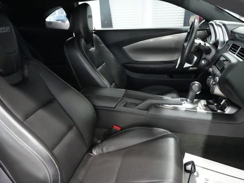 Used 2010 Chevrolet Camaro SS w/ RS Package RWD image 16