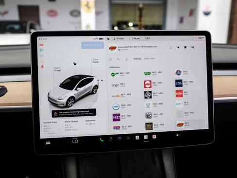 Used 2023 Tesla Model Y Long Range AWD/4WD image 31