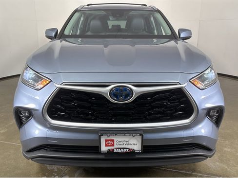 Used 2022 Toyota Highlander XLE image 13
