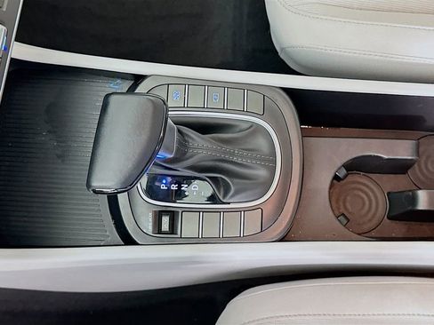 Used 2024 Hyundai Kona SEL image 16