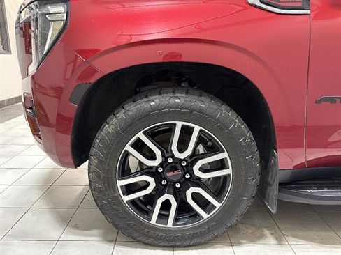 Used 2021 GMC Yukon XL AT4 AWD/4WD image 7