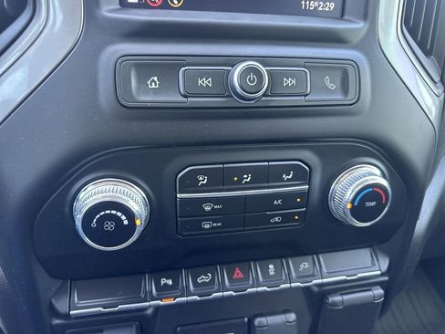 Used 2023 GMC Sierra 2500 Pro w/ Convenience Package image 25