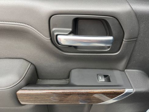 Used 2020 GMC Sierra 1500 Elevation w/ Elevation Convenience Package image 22