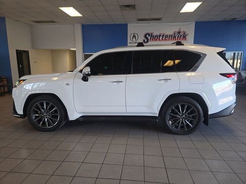 Used 2024 Lexus LX 600 F Sport image 5