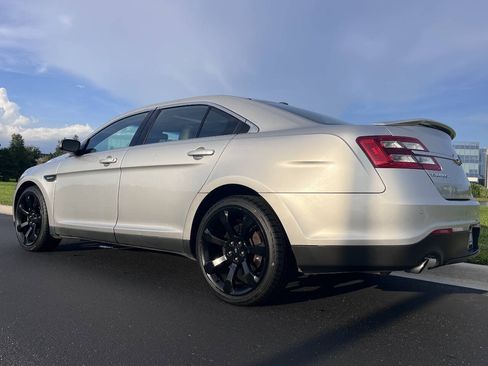 Used 2019 Ford Taurus SHO AWD/4WD image 6