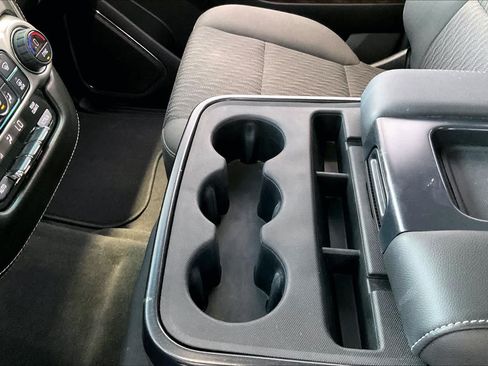 Used 2019 Chevrolet Tahoe LS RWD image 15