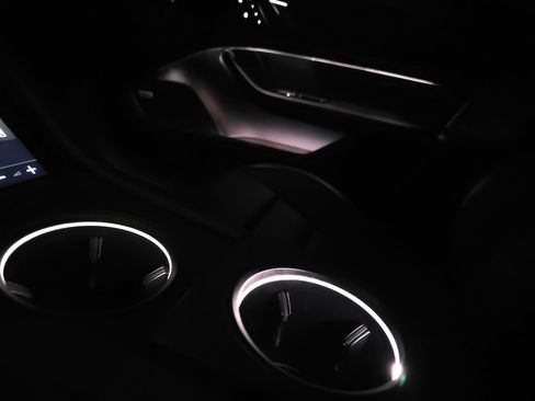 Used 2020 Porsche Taycan Turbo image 62