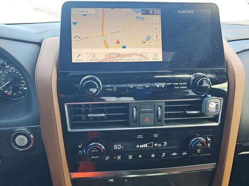 Used 2023 INFINITI QX80 Sensory w/ Cargo Package image 18