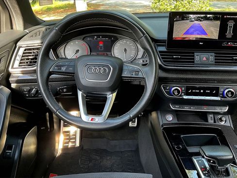 Used 2022 Audi SQ5 Premium image 8