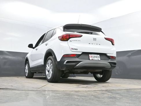 Used 2025 Buick Encore GX Preferred AWD/4WD image 42