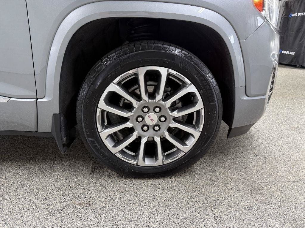 Used 2023 GMC Acadia Denali w/ Denali Ultimate Package AWD/4WD image 46