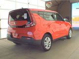 Used 2021 Kia Soul LX image 4