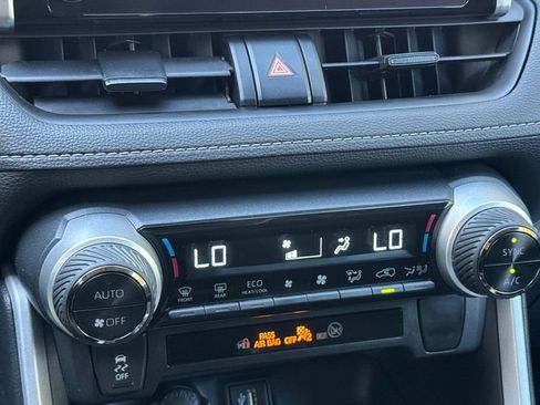 Certified 2024 Toyota RAV4 LE AWD/4WD image 19