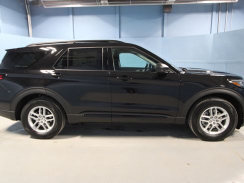 New 2026 Ford Explorer Active image 26