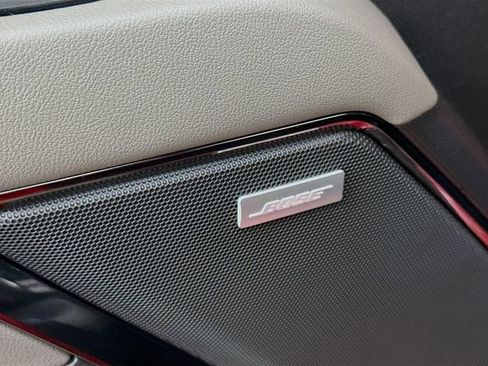 Used 2023 Chevrolet Silverado 1500 ZR2 w/ Technology Package image 18