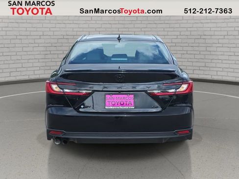 Used 2026 Toyota Camry SE FWD image 7