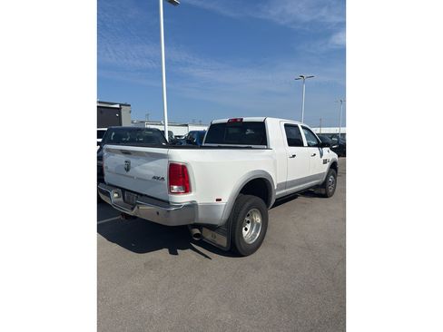 Used 2015 RAM 3500 Laramie AWD/4WD image 4