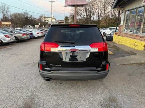 Used 2017 GMC Terrain SLE image 4