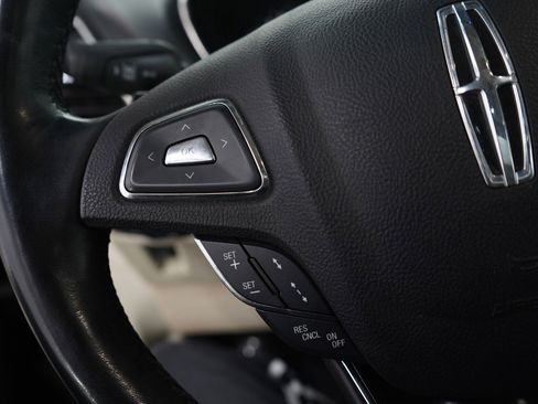 Used 2018 Lincoln MKX Black Label w/ Driver Assistance Package image 28