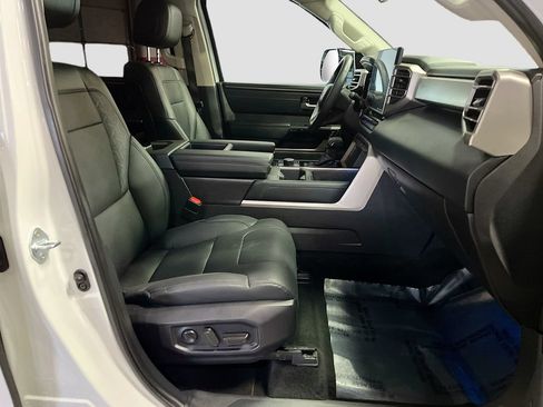 Used 2024 Toyota Tundra Limited w/ TRD Off-Road Package AWD/4WD image 28