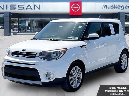 Used 2019 Kia Soul + FWD image 3