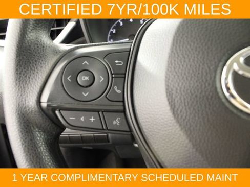 Used 2025 Toyota Corolla LE FWD image 18