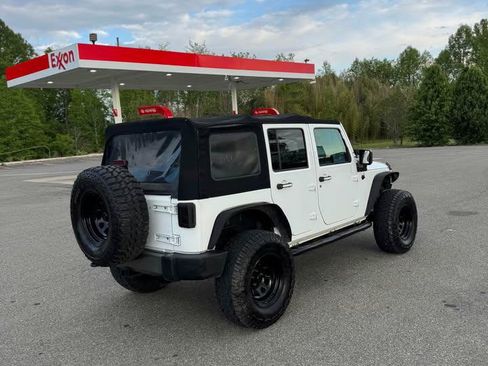 Used 2015 Jeep Wrangler Unlimited Sport AWD/4WD image 3