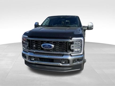 Used 2024 Ford F350 Lariat w/ Lariat Ultimate Package AWD/4WD image 3