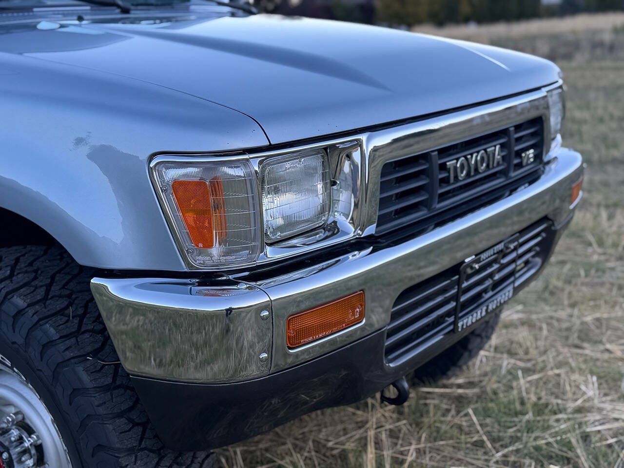 Used 1990 Toyota Pickup Deluxe AWD/4WD image 49