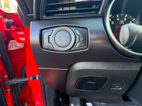 Used 2016 Ford Mustang Shelby GT350 w/ Technology Package image 26