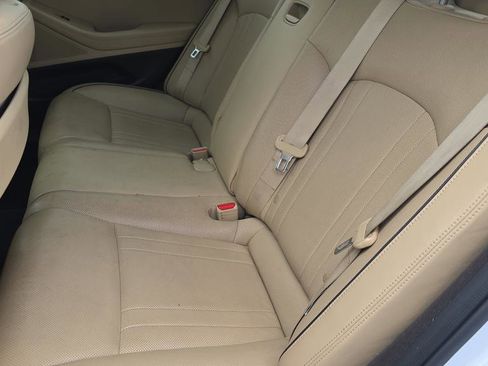Used 2015 Hyundai Genesis 5.0 RWD image 10