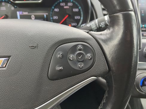 Used 2019 Chevrolet Impala LT image 20