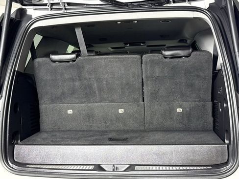 Used 2019 GMC Yukon Denali w/ Denali Ultimate Package image 18